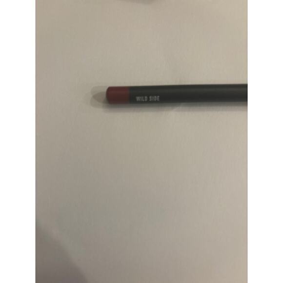 Morphe Lip Duo: Liquid Lipstick in Now With laying and Lipliner in Wild Side - Picture 4 of 4